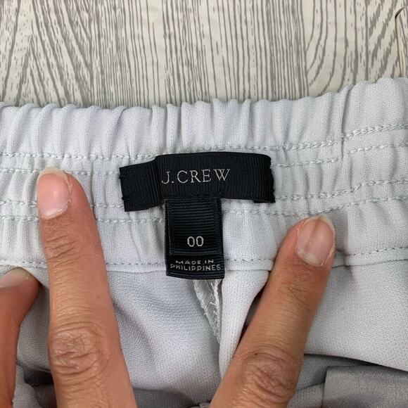 J Crew Shorts Womens 00 Shadow Crepe Pull On Elastic Waist Pockets Dolphin Hem - Picture 7 of 14